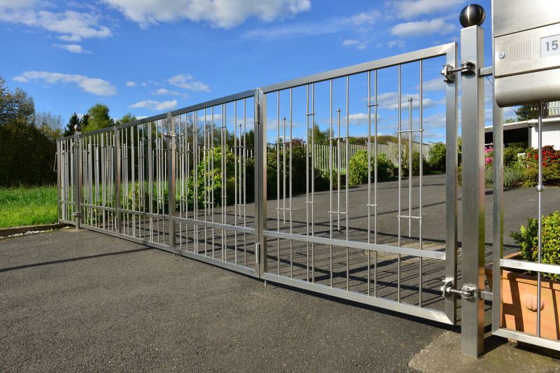 Steel Fence Construction in St Louis, MO