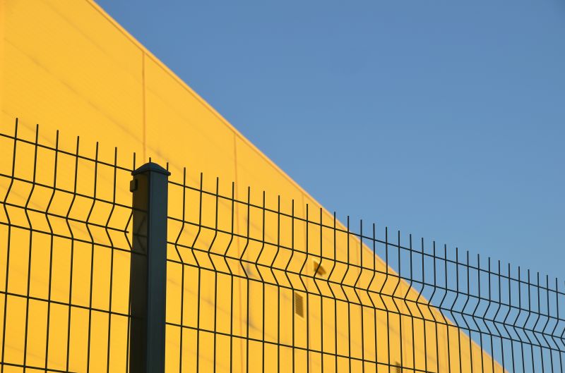 Steel Fence Construction in Pearland, TX